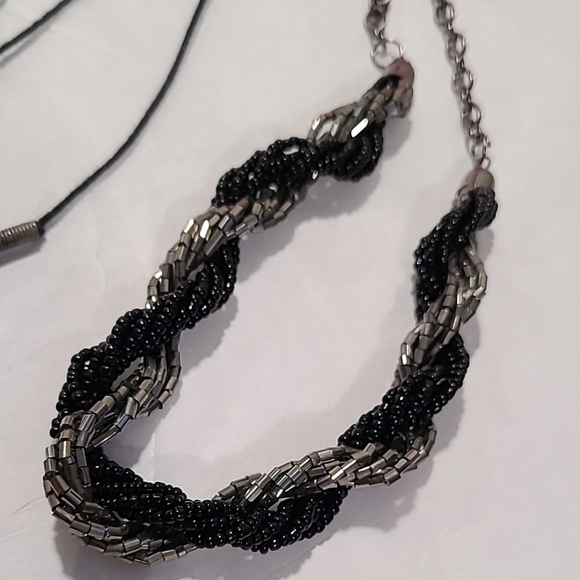 SALE!! NECKLACE CLEARANCE!! - Picture 7 of 9